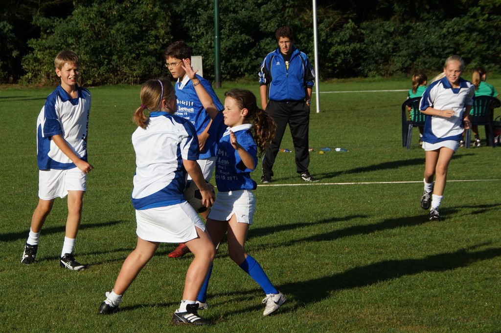 Korfbal D2  1 september-008.jpg